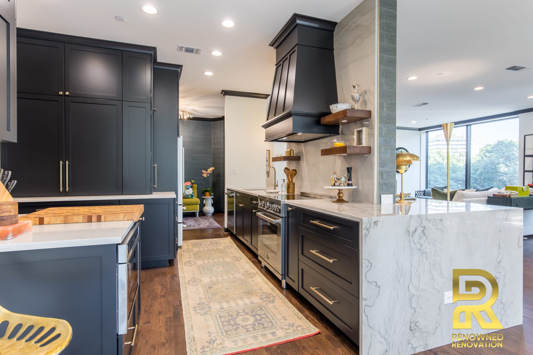 https://renowned-group.com/wp-content/uploads/2021/01/Kitchen-After-Dallas-High-Rise-Remodeling-The-Claridge-Condominiums-Turtle-Creek-TX-28-scaled.jpg